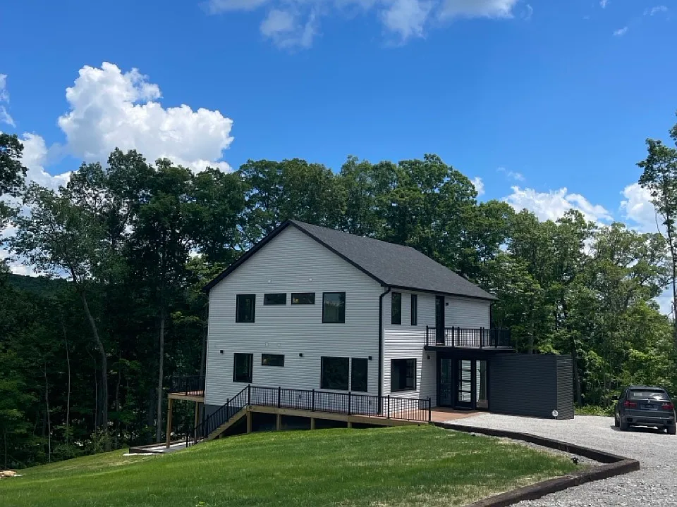348 Restful Run Rd