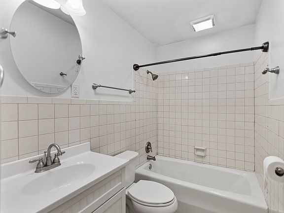 5th image of 2123 Fenwood Dr