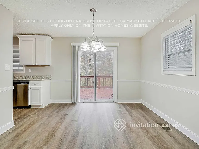 5484 Pine Dr SW — Photo 9