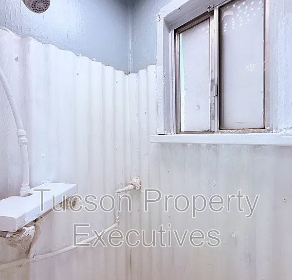 234 E 32nd St #7 — Photo 5