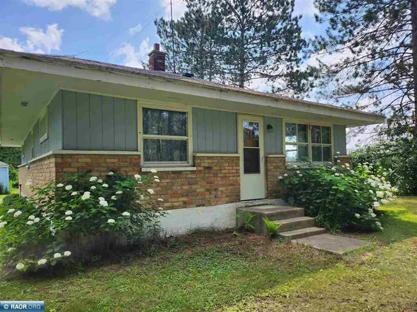 4096 Miller Trunk Rd, Eveleth, MN 55734