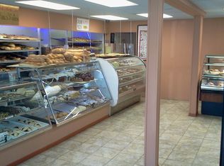 49 W Somerset St, Raritan, NJ 08869