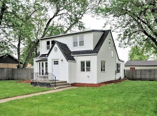 8055 Nashville Ave, Burbank, IL