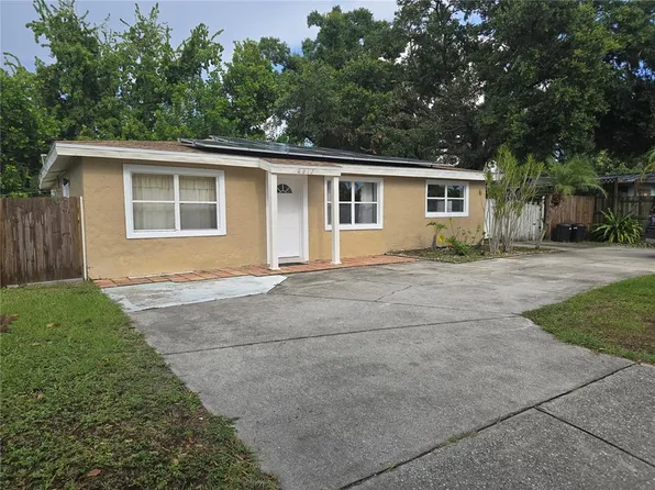 2913 McIntosh Rd, Sarasota, FL 34232