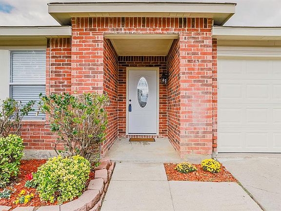 5th image of 1113 Silent Star Ln
