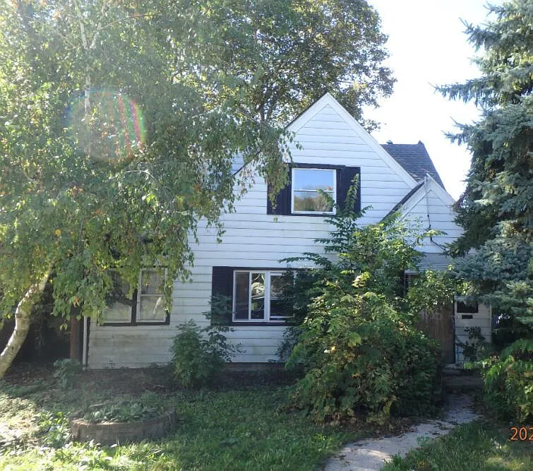 4155 North Montreal STREET photo 1