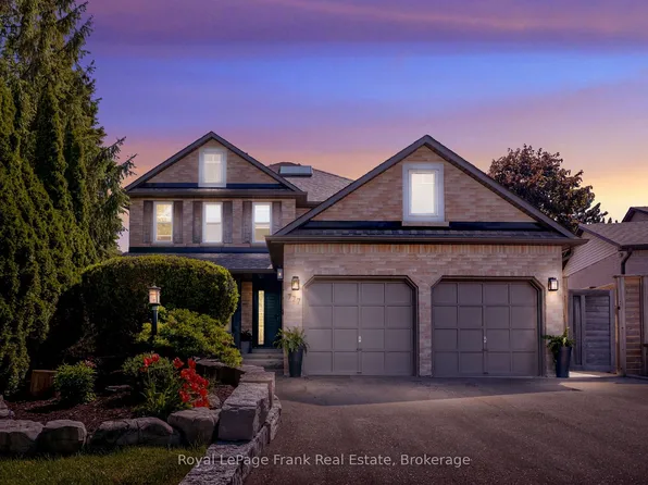 777 Shetland Ct, Oshawa, ON L1J 7R3
