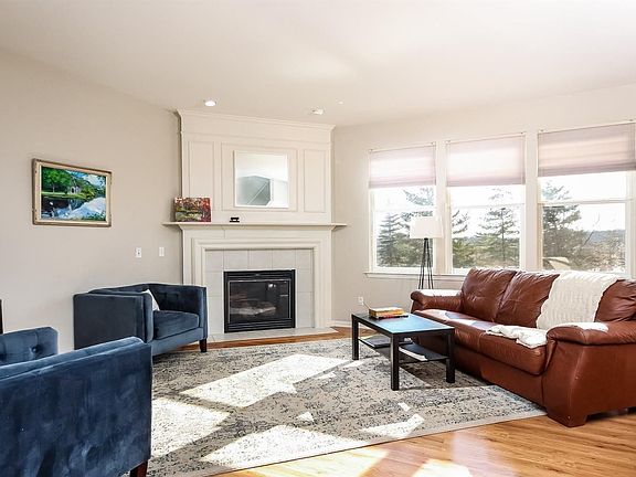 5th image of 7612 Kensington Dr