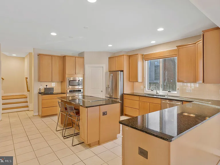 5922 Chesterbrook Rd — Photo 29