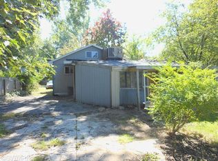 120 1st Ave, Norton Shores, MI