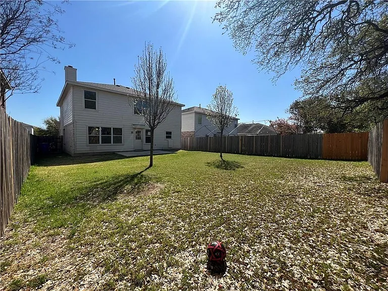 2307 Founder Dr — Photo 23