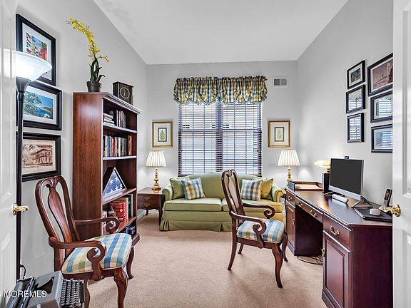 5th image of 36 Muirfield Road