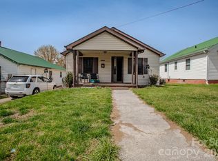 400 Summit Ave, Spruce Pine, NC 28777