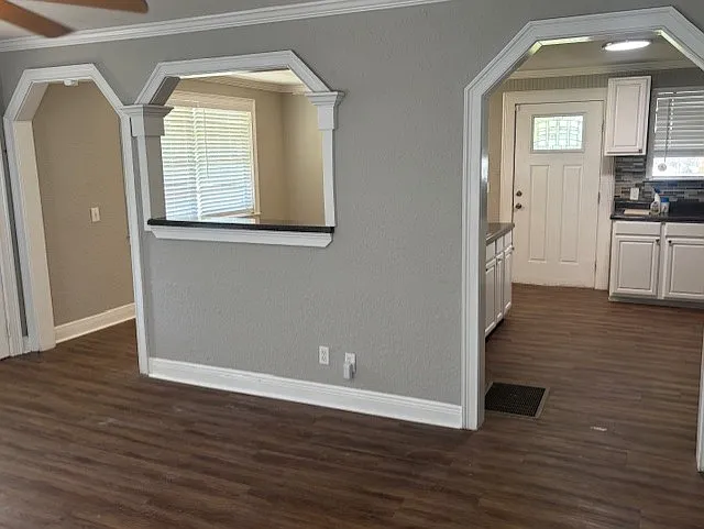 137 Hickory Ave — Photo 7