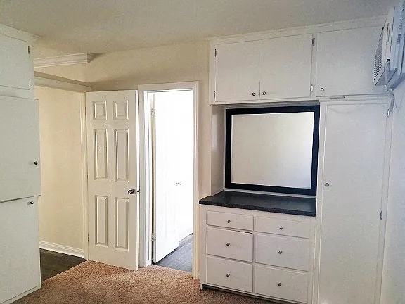 Franklin House Apartments — Photo 10