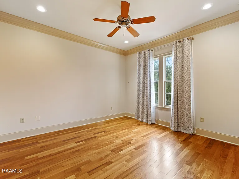 605 Silverstone Rd #204B — Photo 16