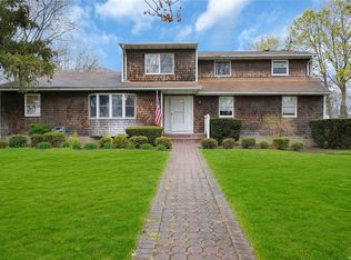 21 Kennedy Rd, Port Jefferson Station, NY 11776