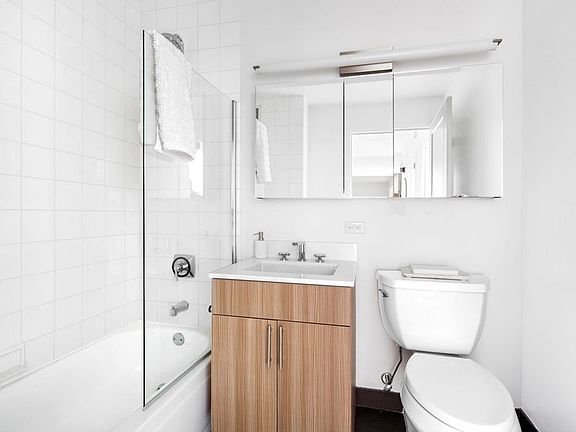 5th image of 200 E 87th St APT 18E