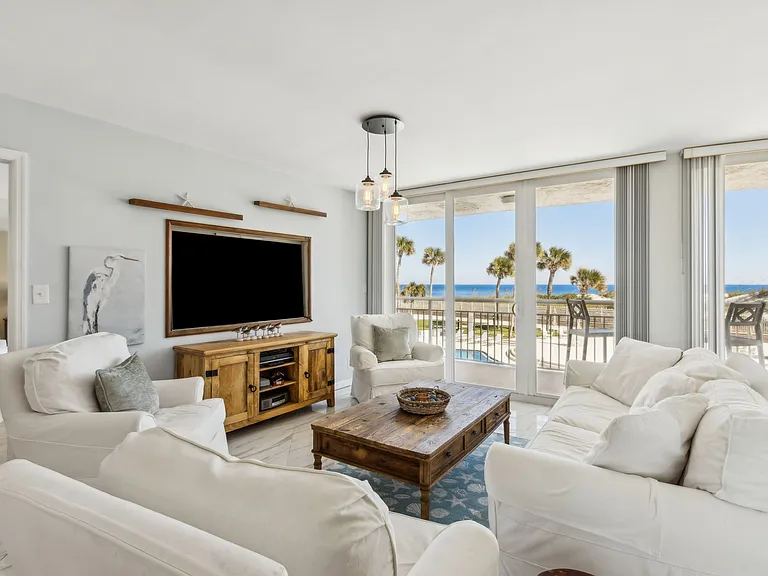 1601 Ocean Dr S #110 — Photo 8