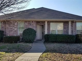 631 Mary Wilson Dr, Lancaster, TX 75146