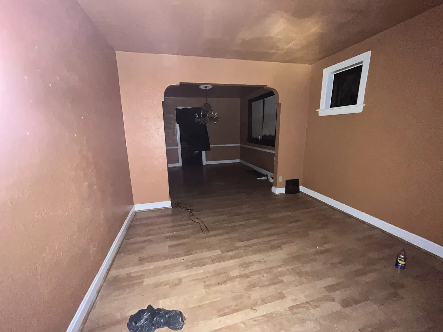 3 bed, 864 sqft, $995 — Photo 2