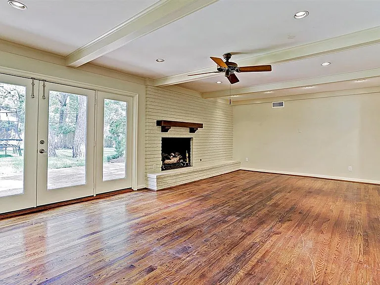 10626 Fairlane Dr — Photo 6