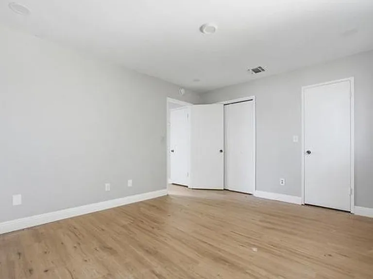 3604 Panama Ln #A — Photo 6