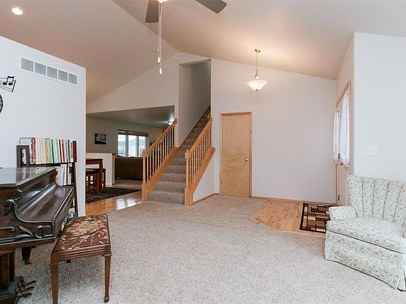 5th image of 805 Jessie St