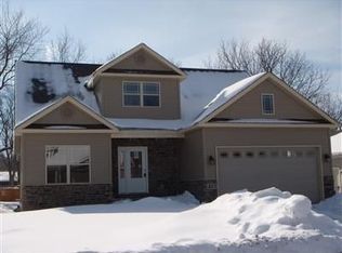 457 Andover Dr, Valparaiso, IN 46385