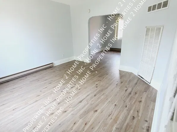 881 Elm Ave, Windsor, ON N9A 5H4