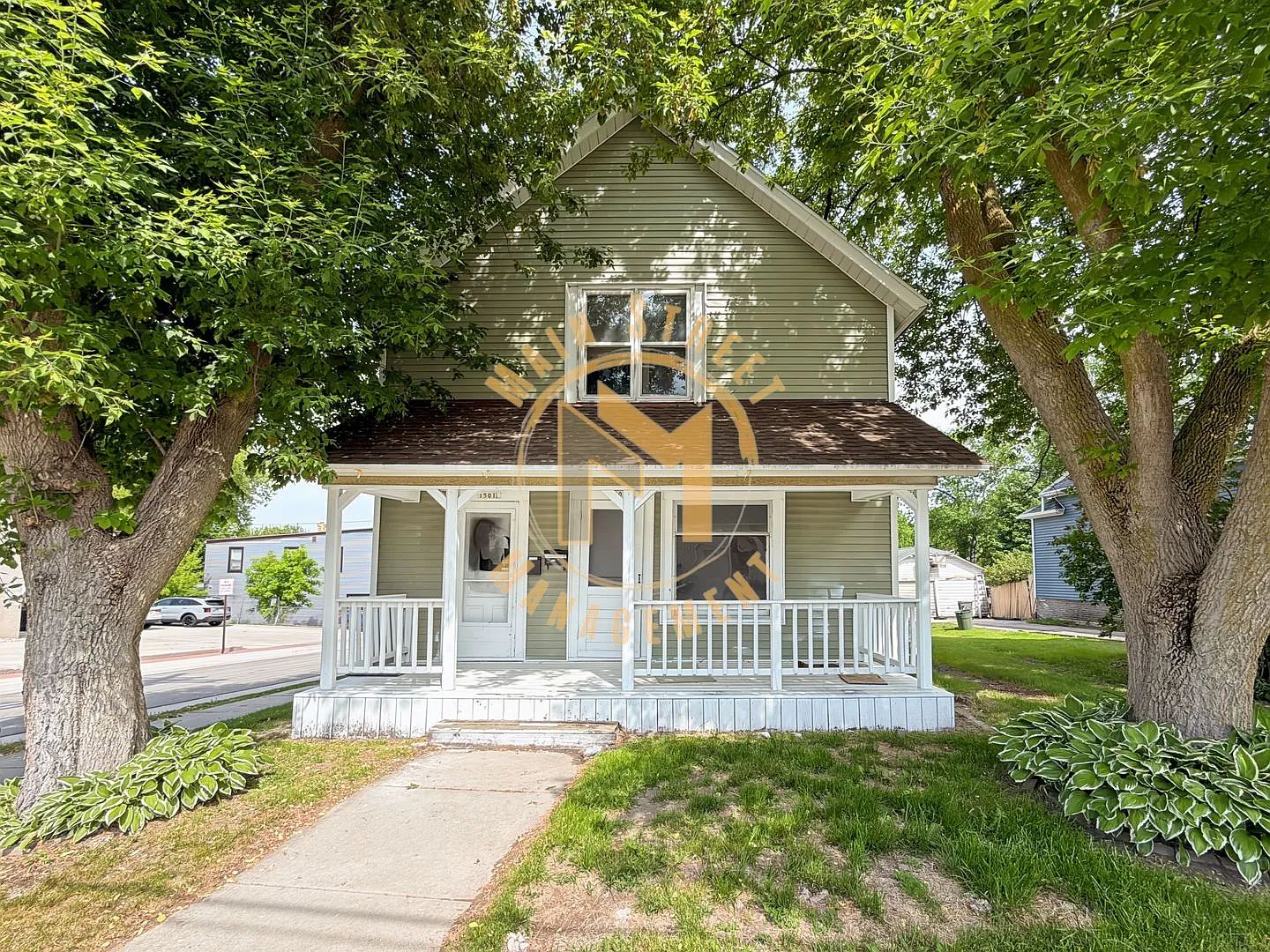 1501 S 10th St. — Photo 1