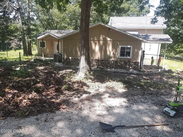 10836 Moose Dr, Neosho, MO 64850