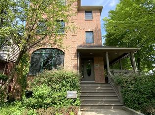 1300 W 33rd Pl, Chicago, IL 60608