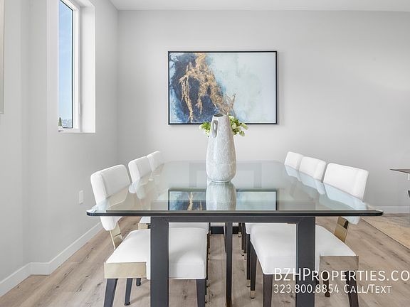 4th image of 1226 S Bedford St #202