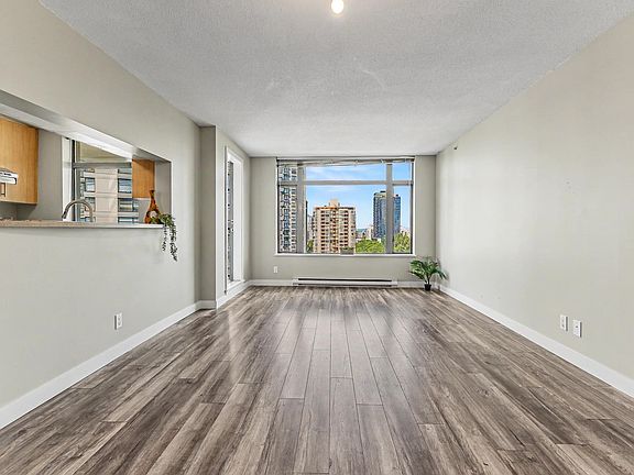 5th image of 3660 Vanness Ave #1202