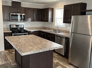 2201 E Macarthur Rd, Wichita, KS 67216