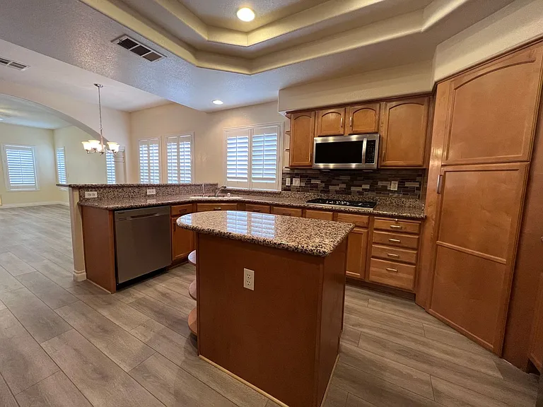 678 Kentons Run Ave — Photo 10