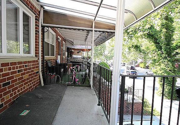 3rd image of 2044 E 60th St #6