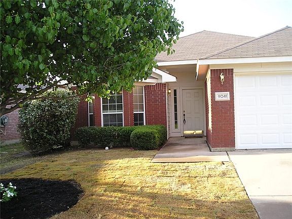 3rd image of 9041 Winding River Dr