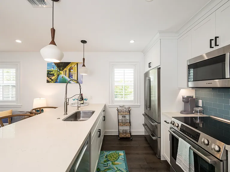 207 Virginia St — Photo 15