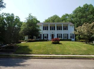 47 Doherty Dr, Middletown, NJ 07748