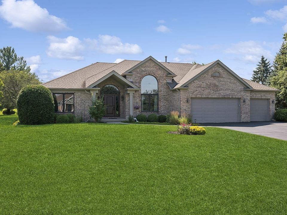 1st image of 6N731 Willowbrook Dr