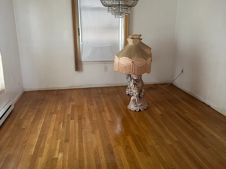 124 Beech St — Photo 5