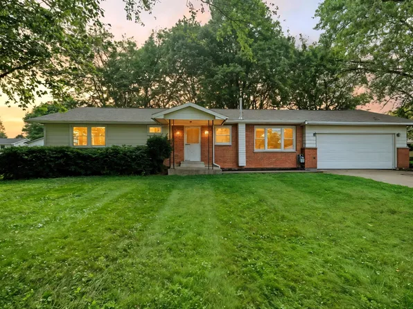 27 Eden Ave, Fredericktown, OH 43019