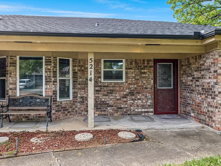 5214 Rustle Leaf Dr — Photo 13