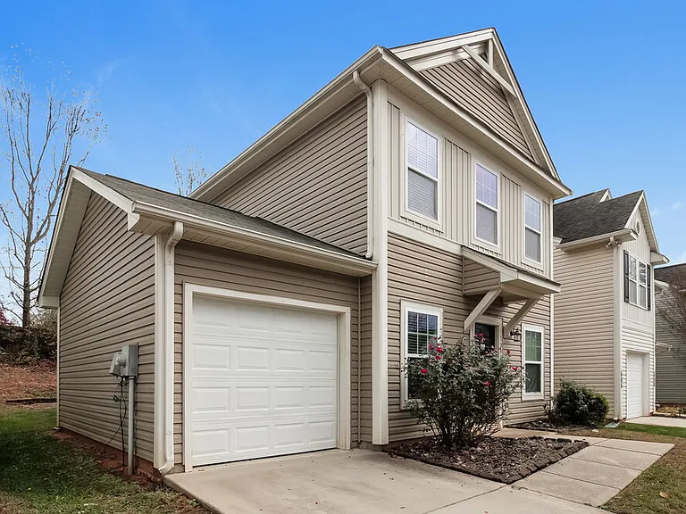 1048 Joselynn Dr — Photo 4