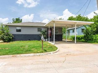 1719 SW 12th St, Lawton, OK 73501