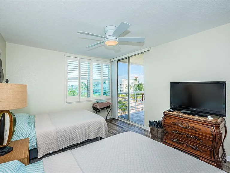 6081 Bahia Del Mar Cir #456 — Photo 12