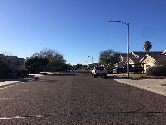 5th image of 8932 W Deanna Dr