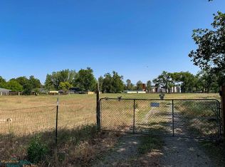2431 Girvan Rd, Redding, CA 96001